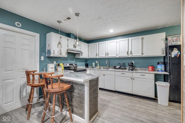 2320 N Catherwood Avenue, Indianapolis, IN 46219