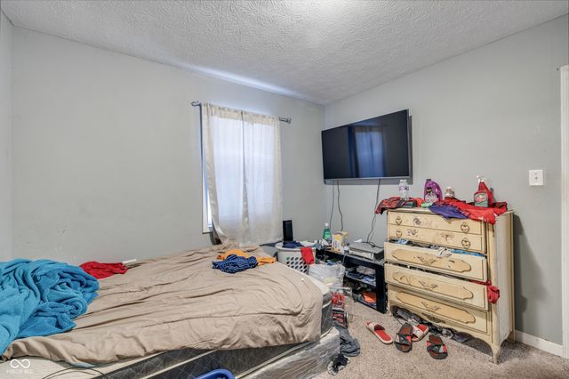 2320 N Catherwood Avenue, Indianapolis, IN 46219