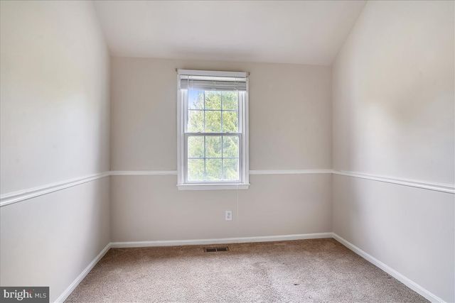8830 THOMAS LEA, Gaithersburg, MD 20886