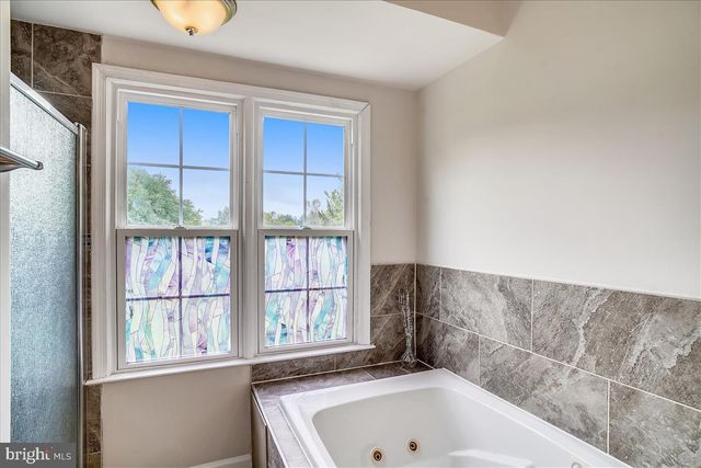 8830 THOMAS LEA, Gaithersburg, MD 20886