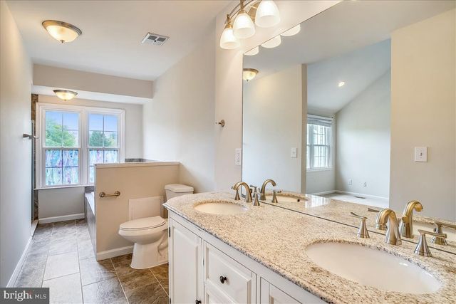8830 THOMAS LEA, Gaithersburg, MD 20886