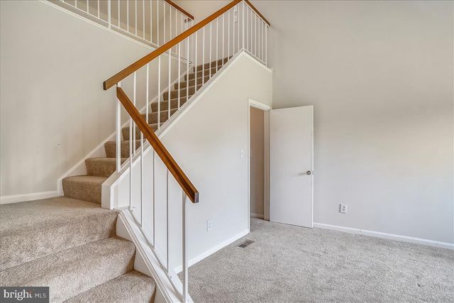 8830 THOMAS LEA, Gaithersburg, MD 20886