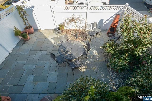 94 Walnut Street 2, Montclair, NJ 07042