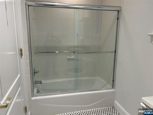 94 Walnut Street 2, Montclair, NJ 07042