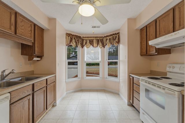 100 Timberline Dr., Conway, SC 29526