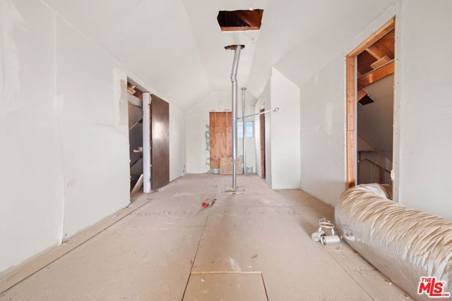 6906 Phelan Road, Phelan, CA 92371