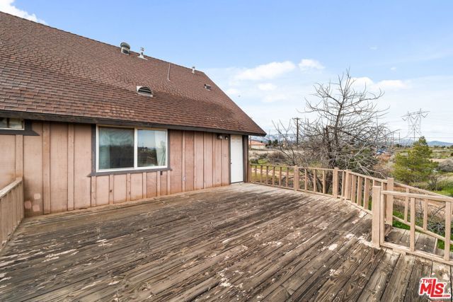 6906 Phelan Road, Phelan, CA 92371