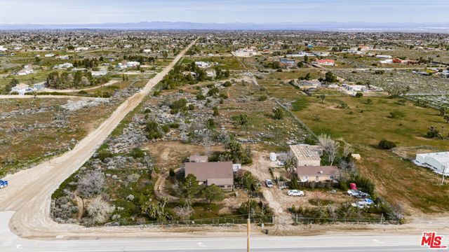 6906 Phelan Road, Phelan, CA 92371