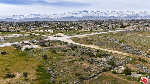 6906 Phelan Road, Phelan, CA 92371