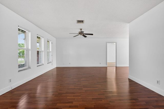 1273 SW 25th Avenue, Deerfield Beach, FL 33442