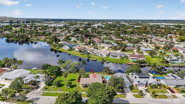 1273 SW 25th Avenue, Deerfield Beach, FL 33442