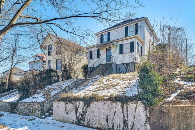 703 ELM AVE, Roanoke, VA 24013