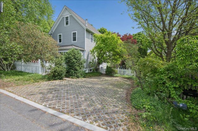 16 Cedar Street, Hastings-on-hudson, NY 10706