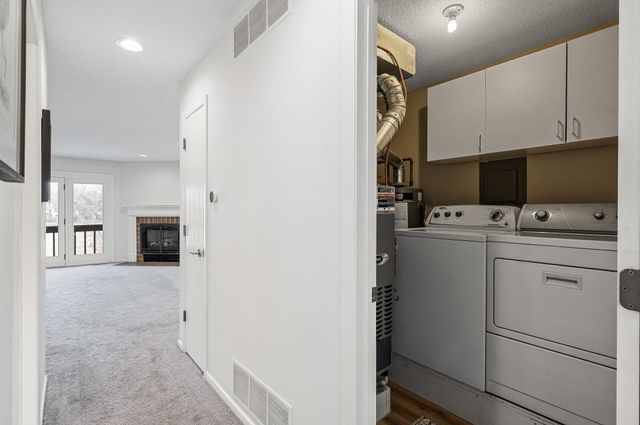6807 Langford Drive, Edina, MN 55436
