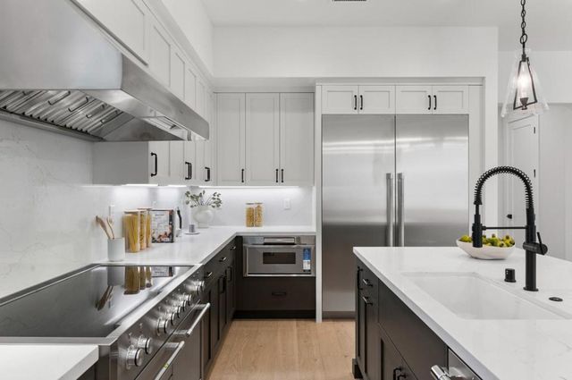 15675 El Gato Lane, Los Gatos, CA 95032