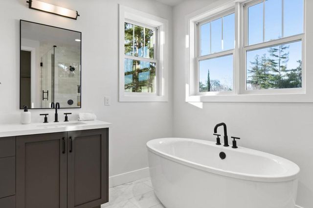 15675 El Gato Lane, Los Gatos, CA 95032