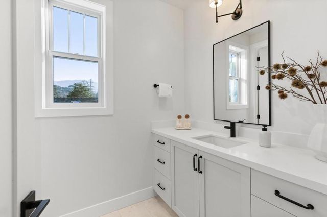 15675 El Gato Lane, Los Gatos, CA 95032