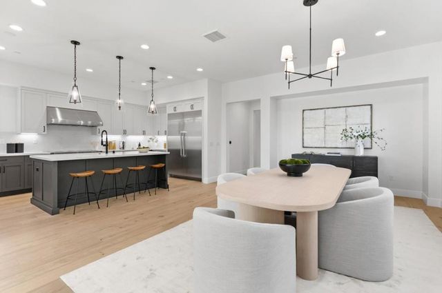 15675 El Gato Lane, Los Gatos, CA 95032