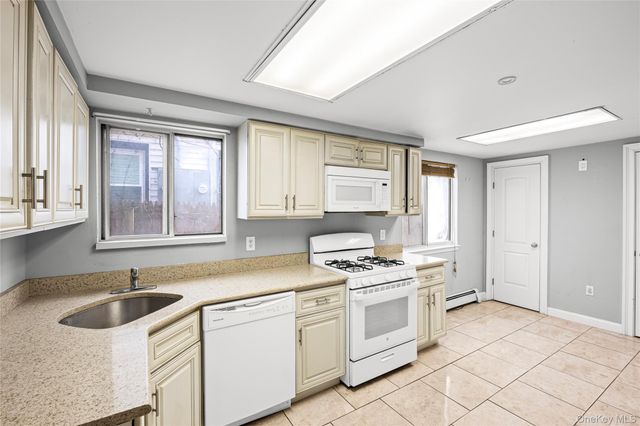 259 W Hudson Street, Long Beach, NY 11561