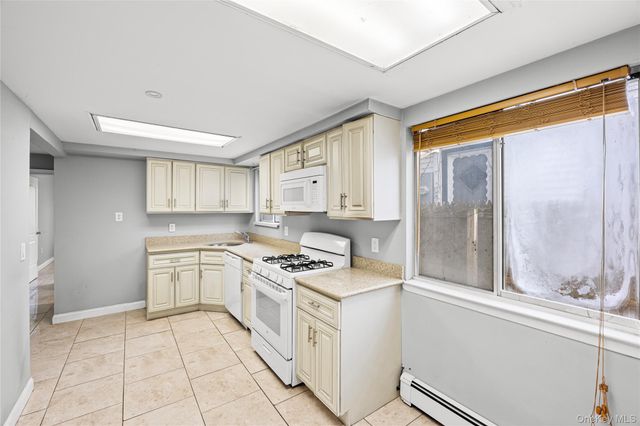 259 W Hudson Street, Long Beach, NY 11561