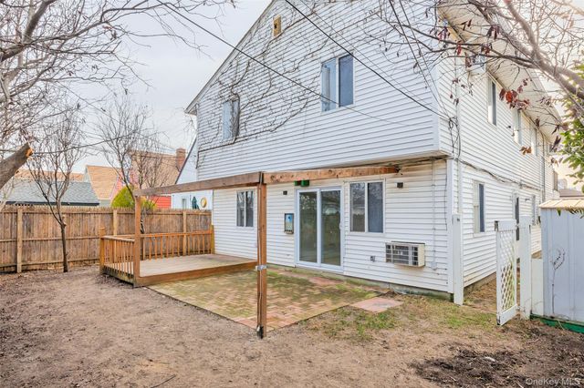 259 W Hudson Street, Long Beach, NY 11561