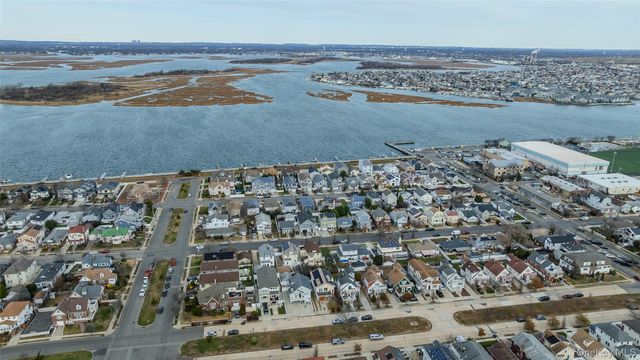 259 W Hudson Street, Long Beach, NY 11561