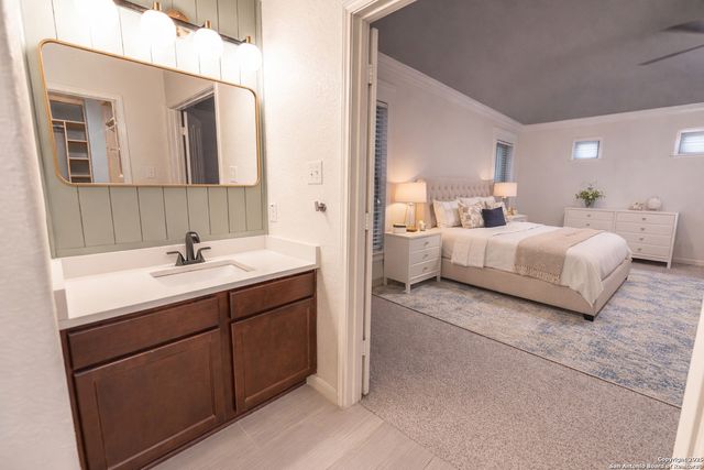 2203 Muuga Manor, San Antonio, TX 78251