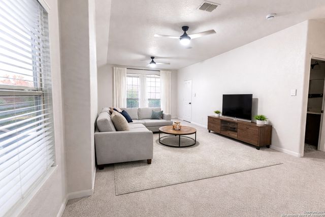 2203 Muuga Manor, San Antonio, TX 78251