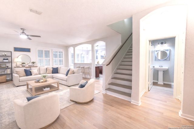 2203 Muuga Manor, San Antonio, TX 78251