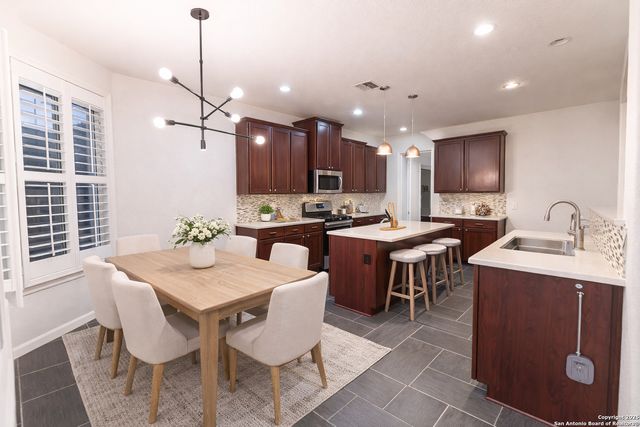 2203 Muuga Manor, San Antonio, TX 78251