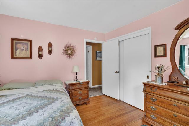 509 Fayette Street, Jonesville, MI 49250