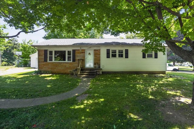 509 Fayette Street, Jonesville, MI 49250