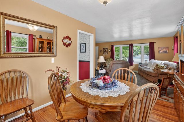 509 Fayette Street, Jonesville, MI 49250