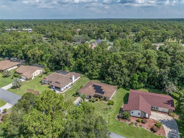 18 FOXGREEN, Homosassa, FL 34446