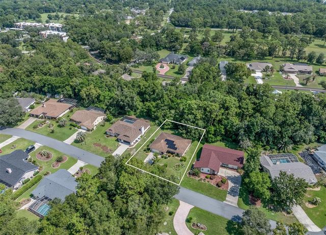 18 FOXGREEN, Homosassa, FL 34446
