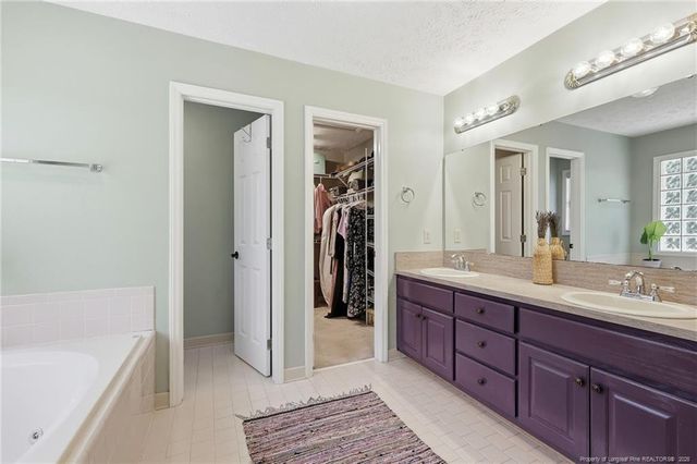 7833 Shuttle Road, Fayetteville, NC 28311