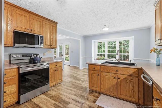 7833 Shuttle Road, Fayetteville, NC 28311