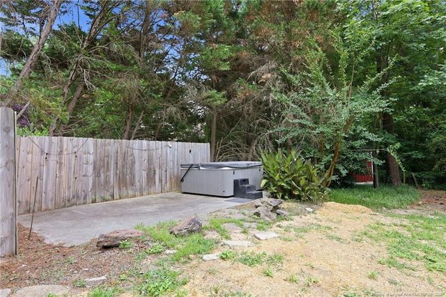 7833 Shuttle Road, Fayetteville, NC 28311