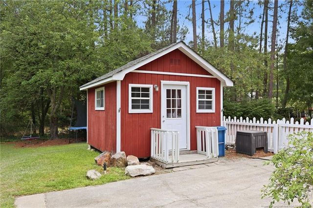 7833 Shuttle Road, Fayetteville, NC 28311