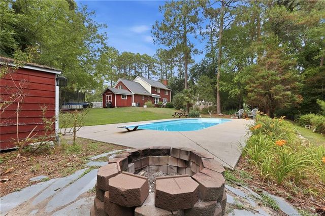 7833 Shuttle Road, Fayetteville, NC 28311