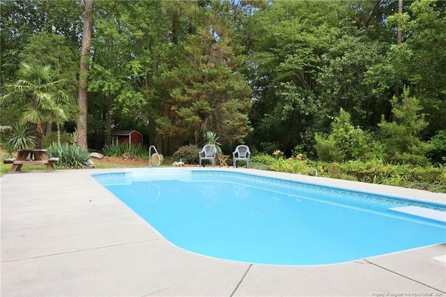 7833 Shuttle Road, Fayetteville, NC 28311