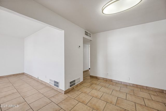 3823 W LAWRENCE Road, Phoenix, AZ 85019