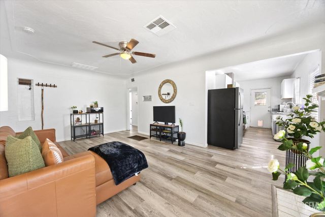 2314 Olympic Drive, Bakersfield, CA 93308