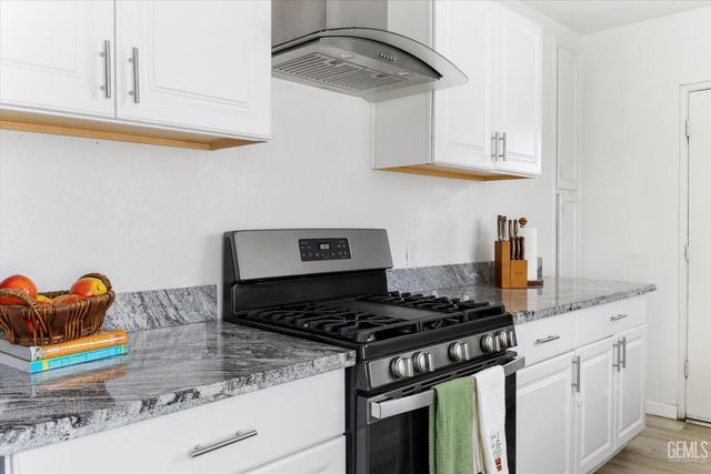 2314 Olympic Drive, Bakersfield, CA 93308