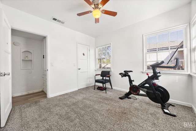 2314 Olympic Drive, Bakersfield, CA 93308