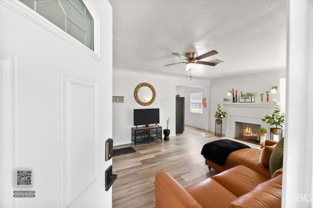 2314 Olympic Drive, Bakersfield, CA 93308