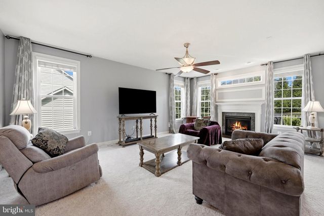 21054 HOODED CROW DR, Leesburg, VA 20175
