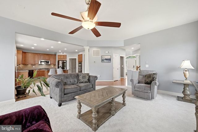 21054 HOODED CROW DR, Leesburg, VA 20175