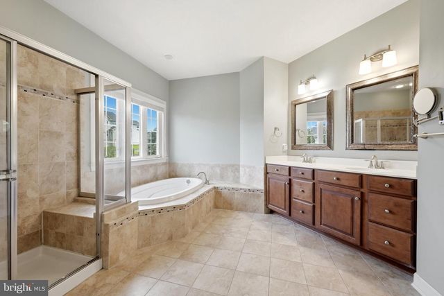 21054 HOODED CROW DR, Leesburg, VA 20175