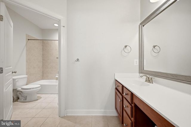 21054 HOODED CROW DR, Leesburg, VA 20175